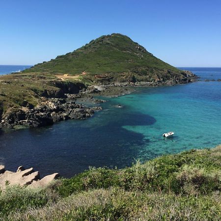 Ajaccio Magnifique T2 37M2 Centre Ville Vue Mer Au Bord De La Plage Neuf 4 Couchages Balcon Parking Prive Ferme Clim Wifi Exteriör bild